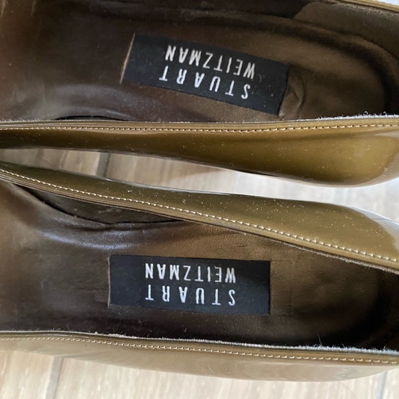 Stuart Weitzman Metallic Gold Block Heel Square Toe Pumps - Picture 4 of 7